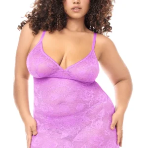 fioletowa koronkowa babydoll dużych rozmiarów elastyczna modelująca podkreślająca pełne kształty regulowane ramiączka dopasowane stringi wygodna zmysłowa elegancka delikatna kolumbijska Mapale